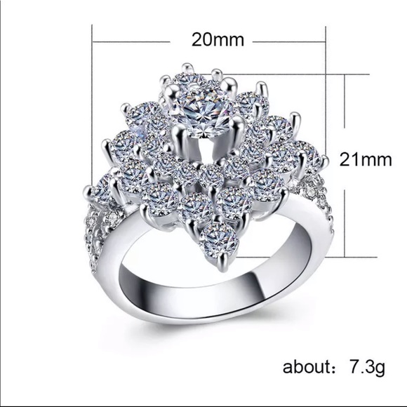 New Luxury 925 Silver Flower Diamond Ring - Picture 2 of 6